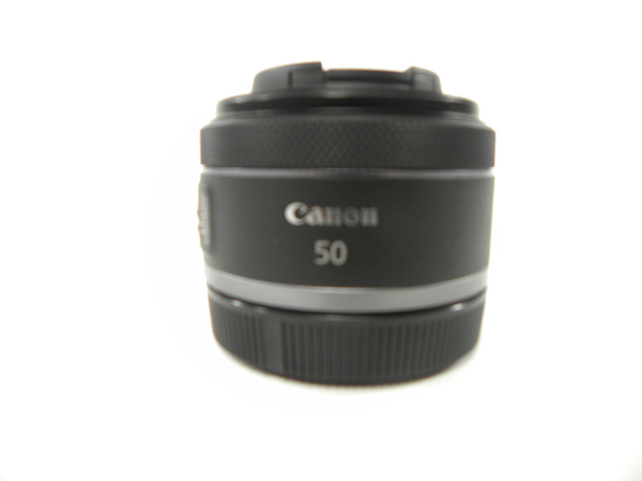 Canon RF 50mm f1.8 STM
