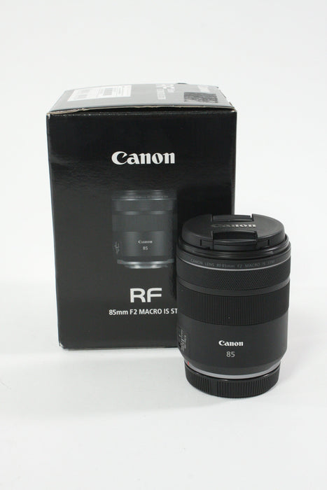 Canon RF 85mm F2 Macro IS STM