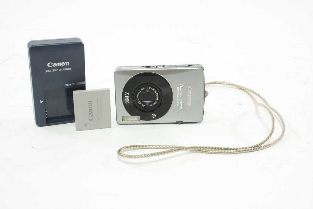 Canon SD750 Digital Point-and-Shoot 3x Zoom 7.1mp