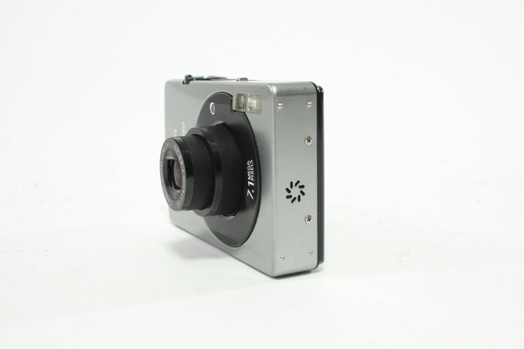 Canon SD750 Digital Point-and-Shoot 3x Zoom 7.1mp