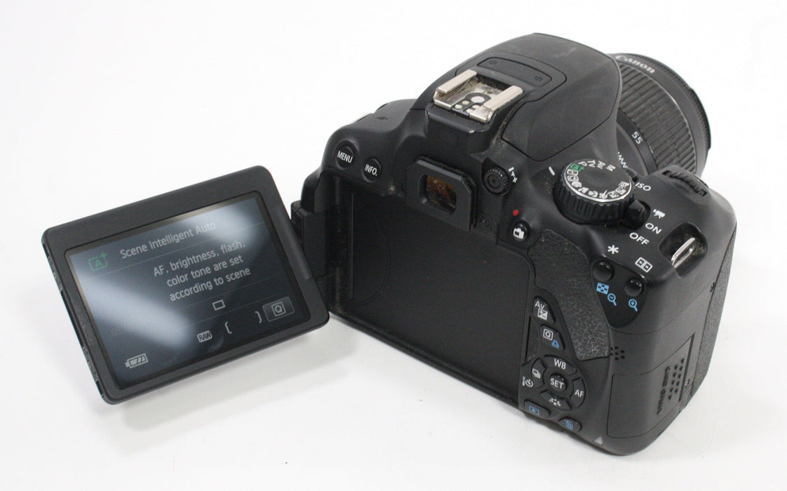 Canon T4i Digital SLR Camera with 18-55mm f/3.5-5.6 IS II Lens with Shutter Count 7,901