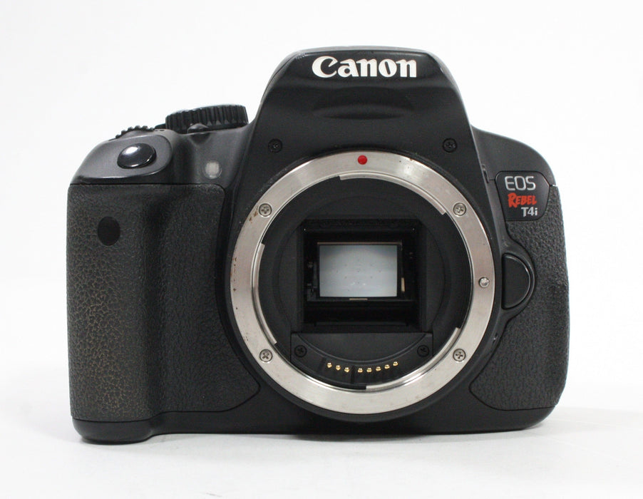 Canon T4i Digital SLR Camera with 18-55mm f/3.5-5.6 IS II Lens with Shutter Count 7,901