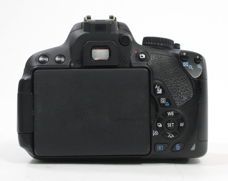 Canon T4i Digital SLR Camera with 18-55mm f/3.5-5.6 IS II Lens with Shutter Count 7,901