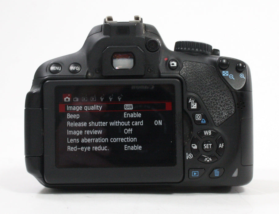 Canon T4i Digital SLR Camera with 18-55mm f/3.5-5.6 IS II Lens with Shutter Count 7,901