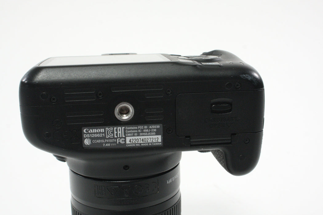 Canon T6 DSLR Camera with 18-55mm f/3.5-5.6 IS II Lens with Shutter Count 8,616