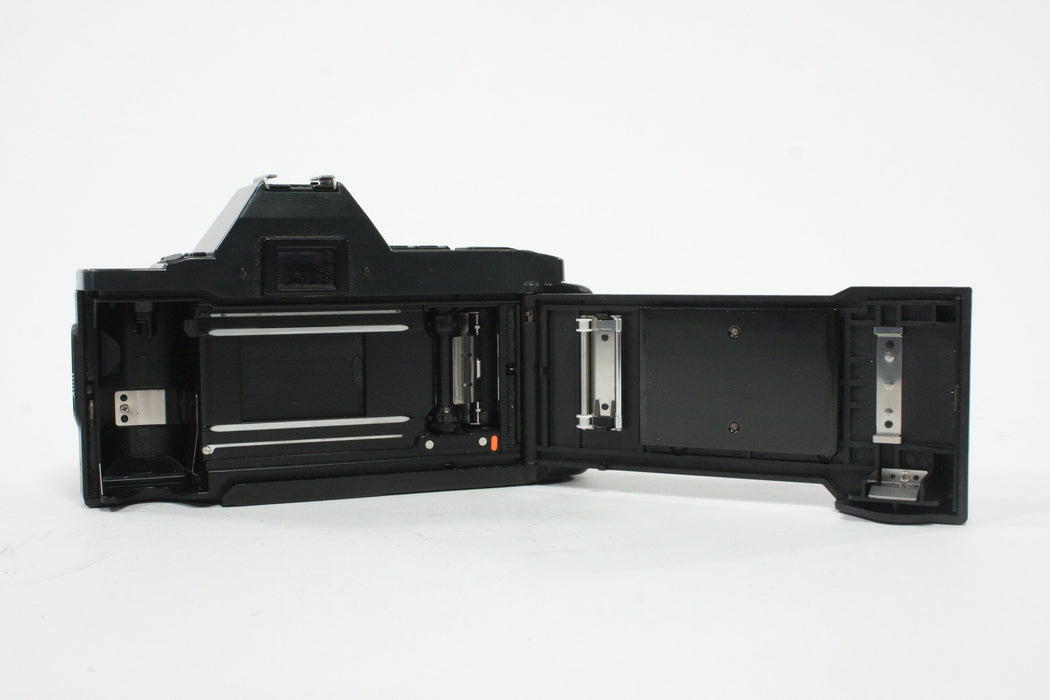 Canon T70 35mm SLR Camera Body
