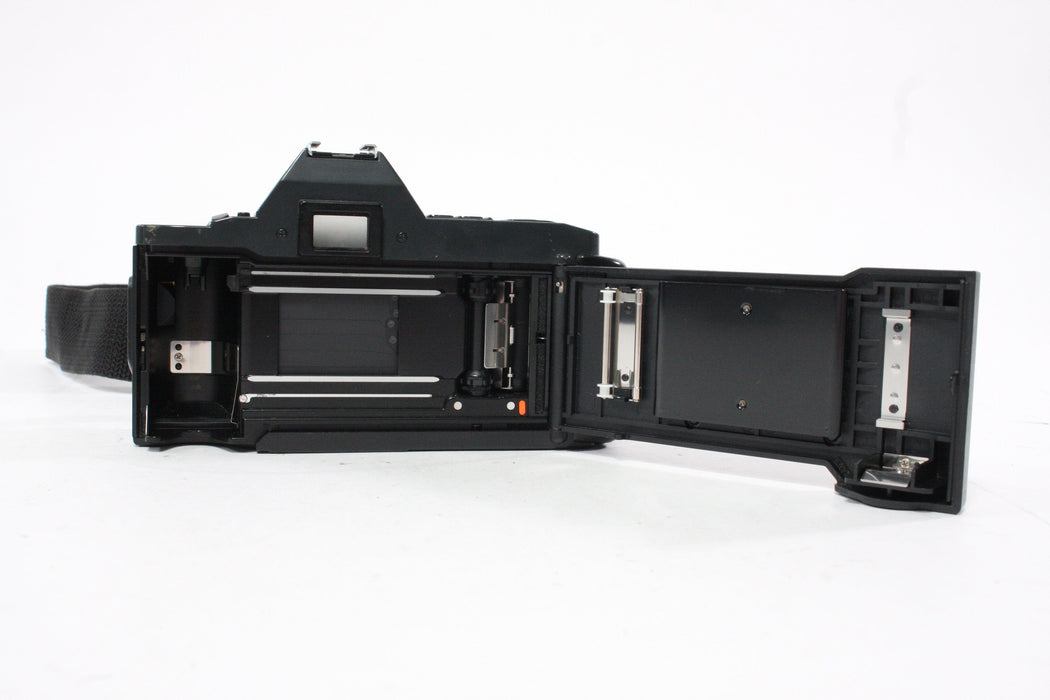 Canon T70 35mm SLR Camera Body