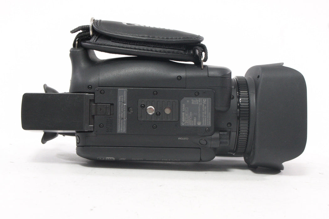 Canon XA30 Camcorder