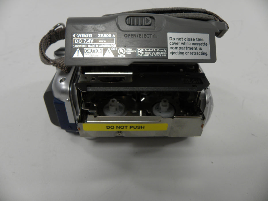 Canon ZR800 MiniDV Camcorder