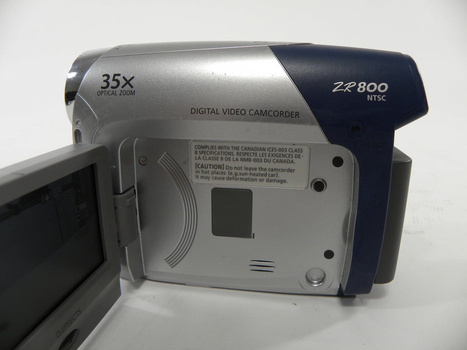 Canon ZR800 MiniDV Camcorder