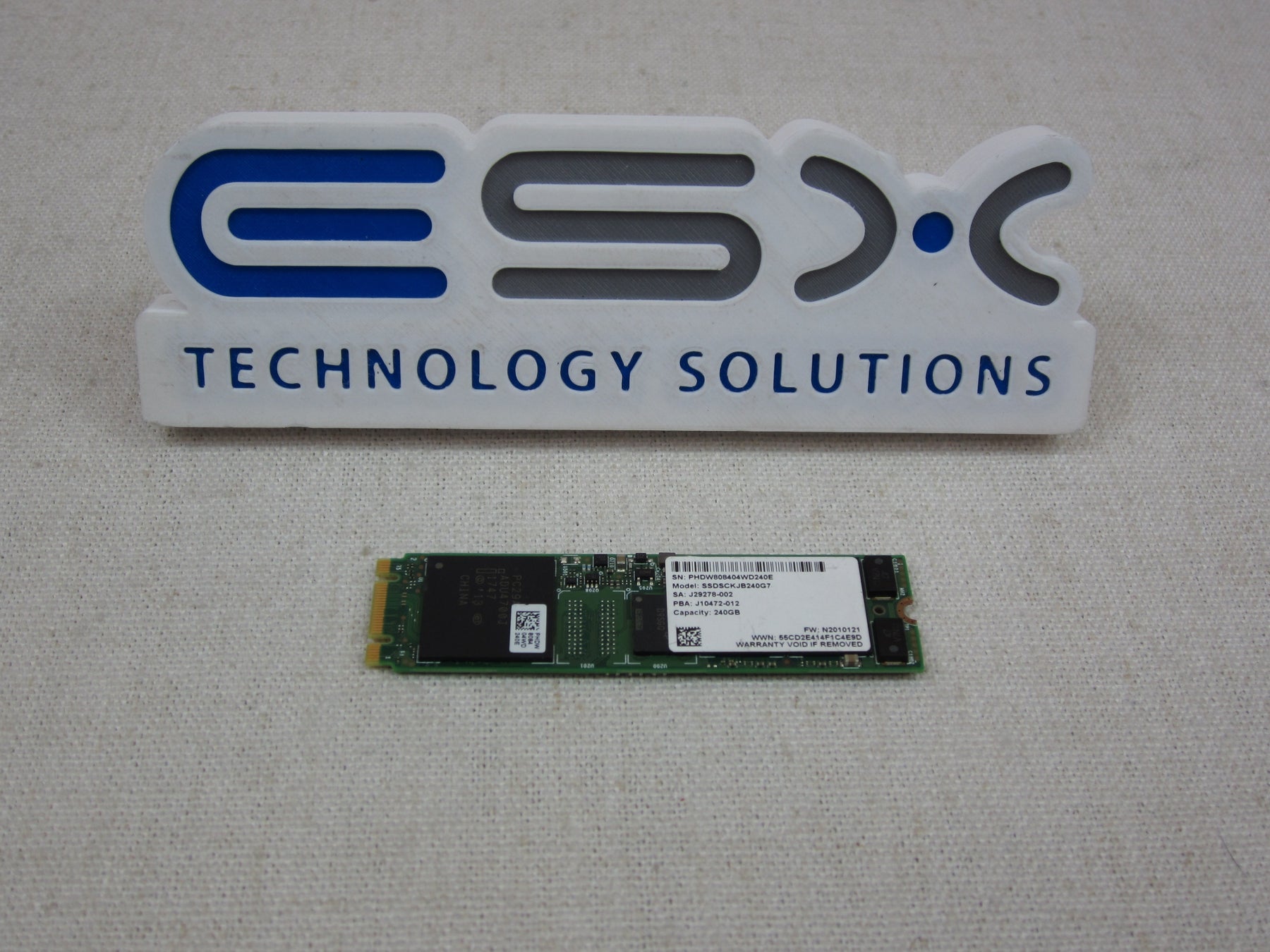 Intel SSDSCKJB240G7 240GB 6Gb/s 2280 M.2 SATA SSD