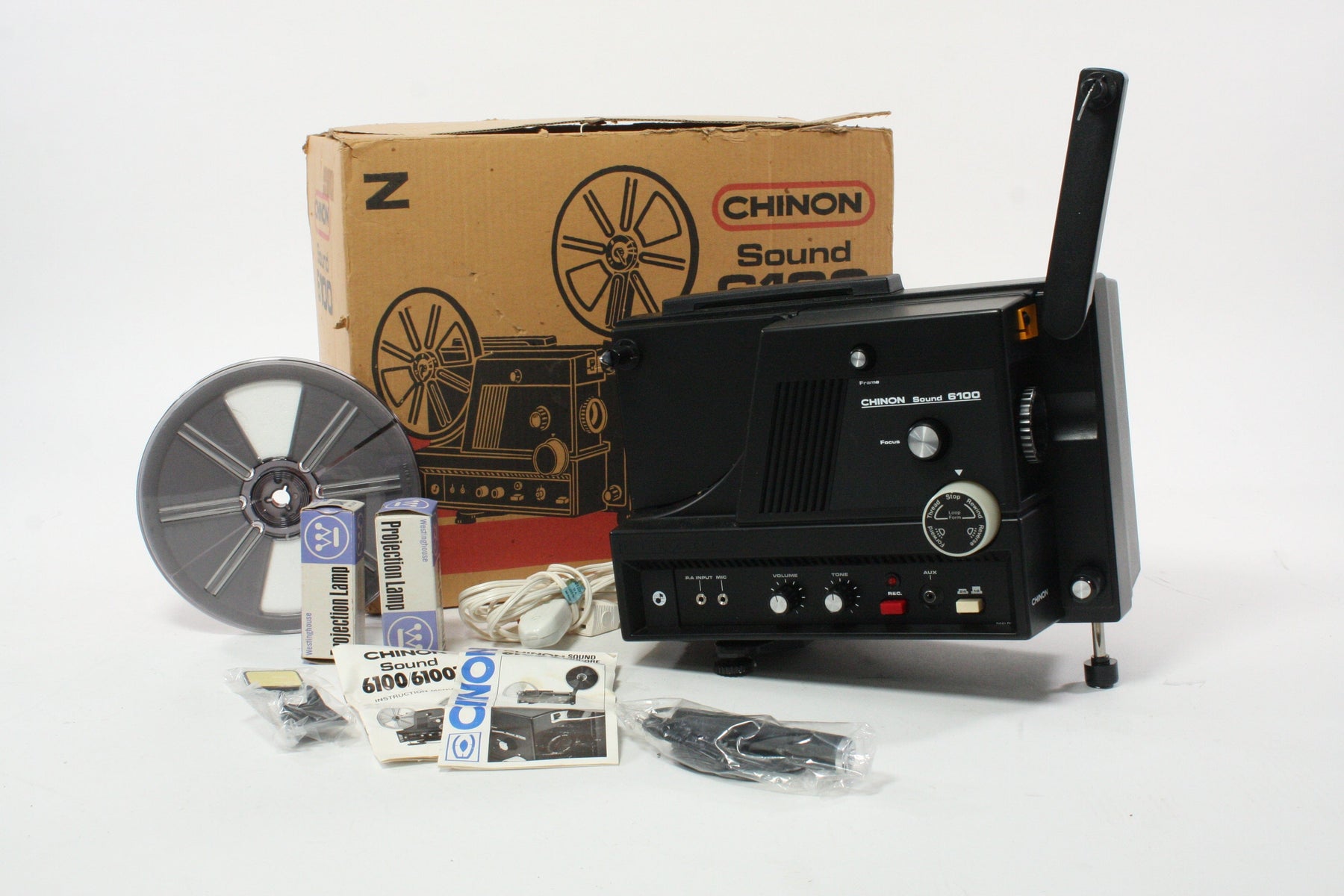 Chinon 6100 Super 8 Sound Projector - IN BOX