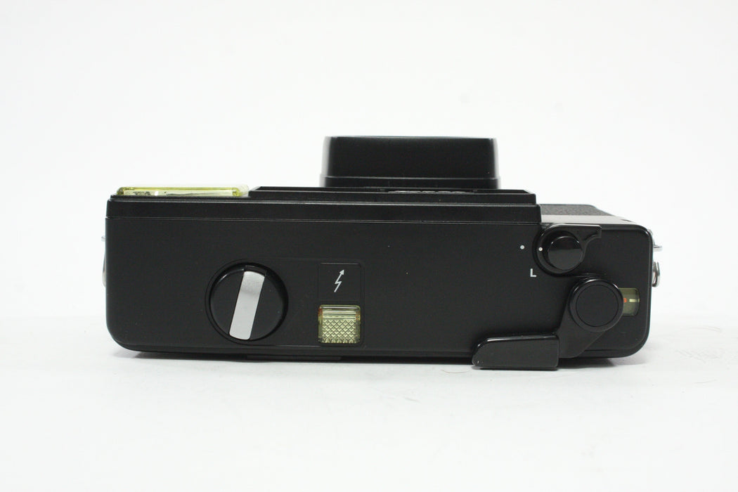 Chinon Auto Focus 35F-A 35mm Camera