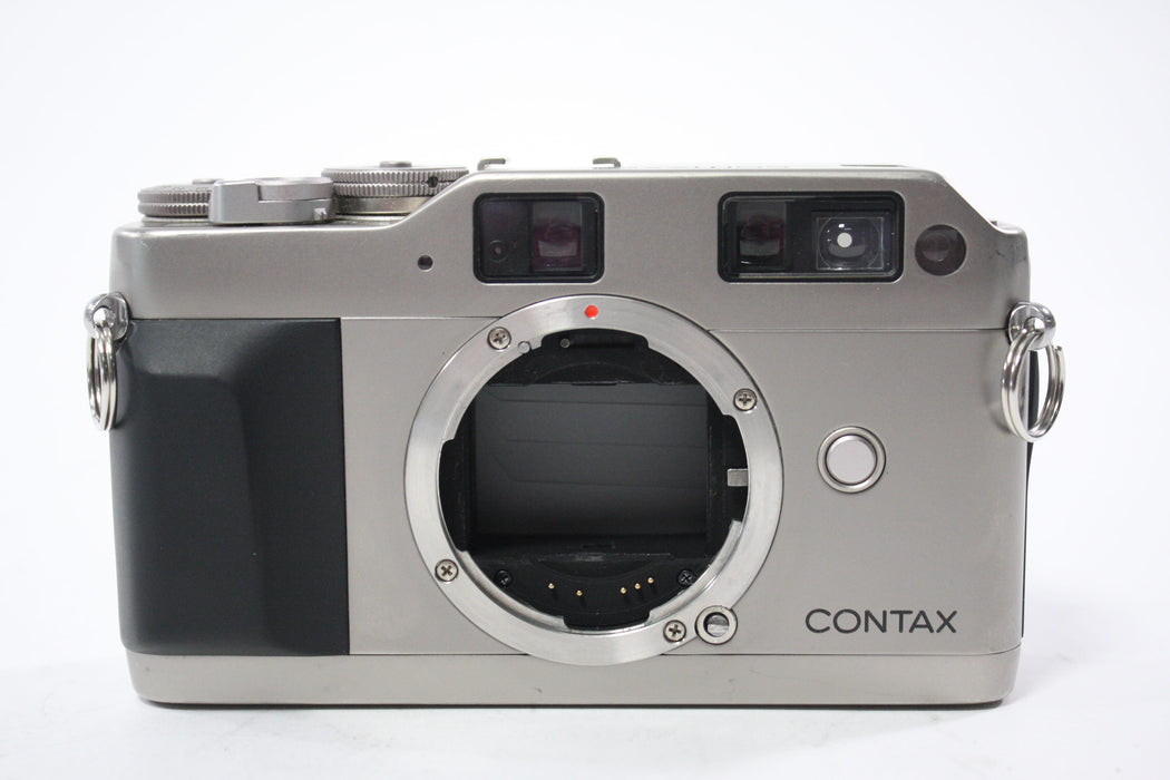 Contax G1 35mm Rangefinder Camera with 45mm f/2 Planar Lens