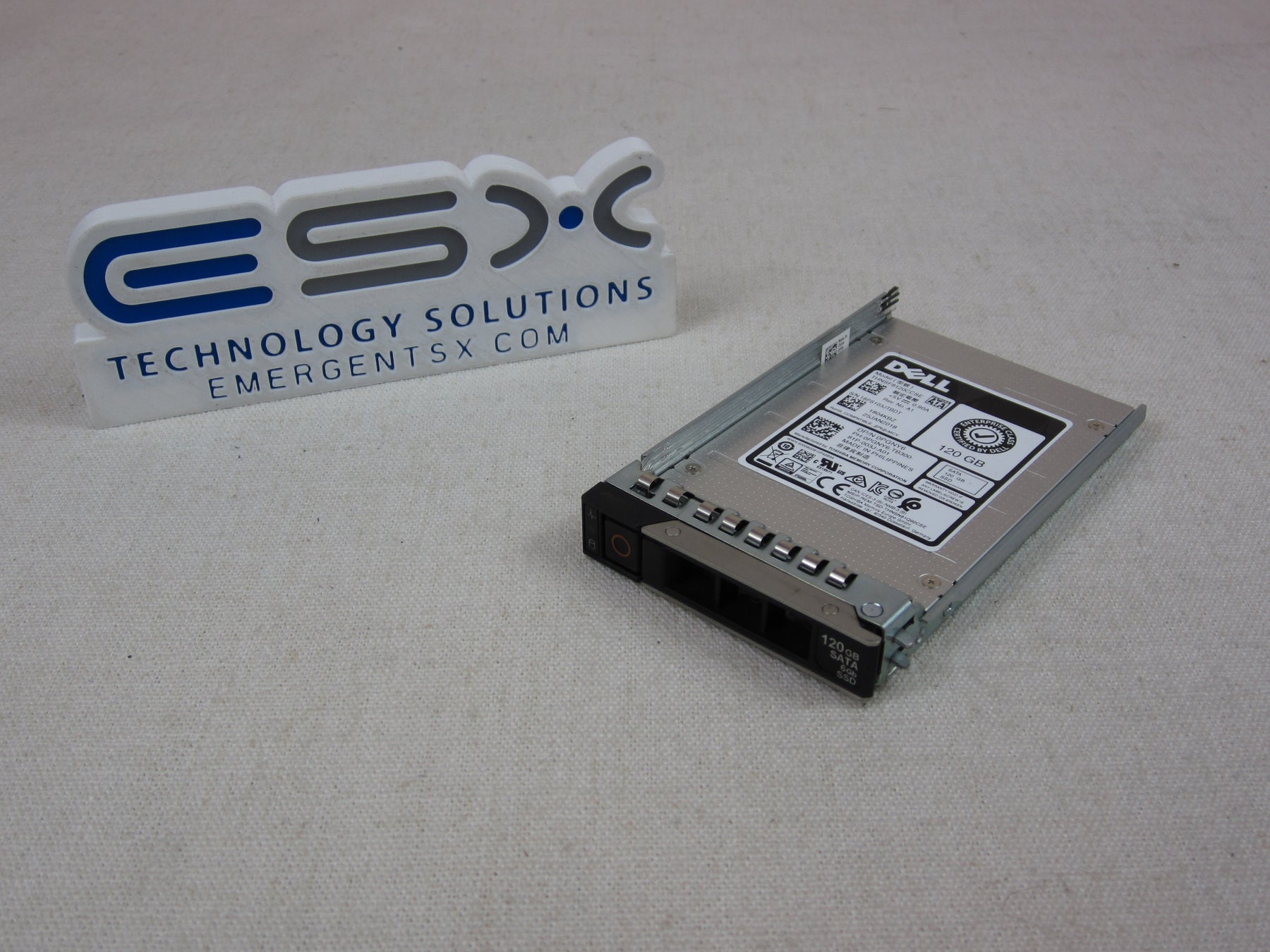 Dell PGNY6 120GB 6Gb/s 2.5” SATA SSD THNSF8120CCSE w/ 14G Tray
