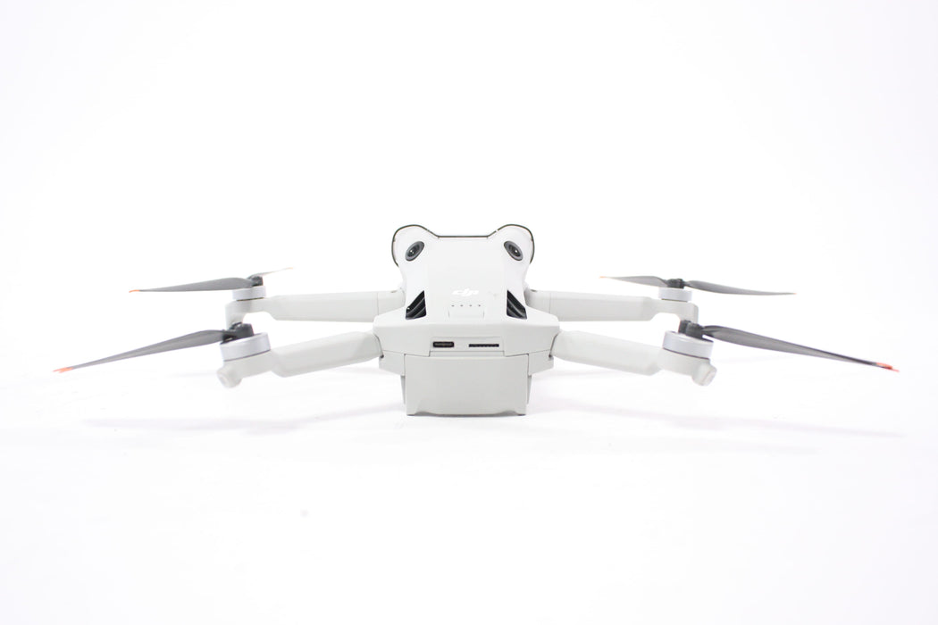 DJI Mini 4 Pro Drone with RC RC331 Remote