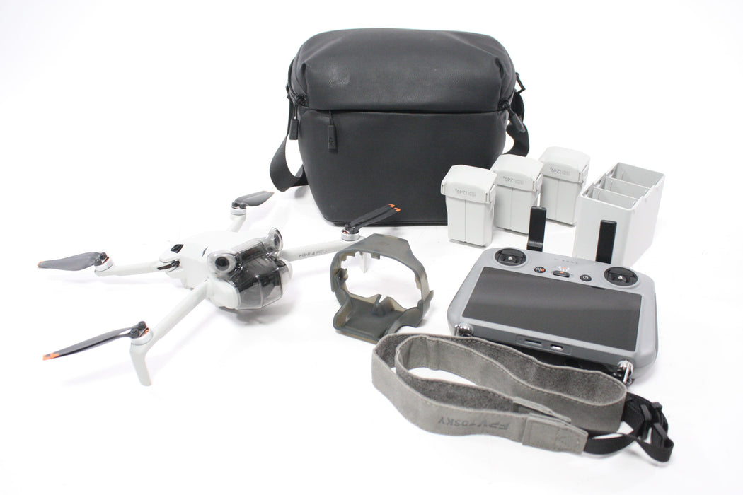 DJI Mini 4 Pro Drone with RC RC331 Remote