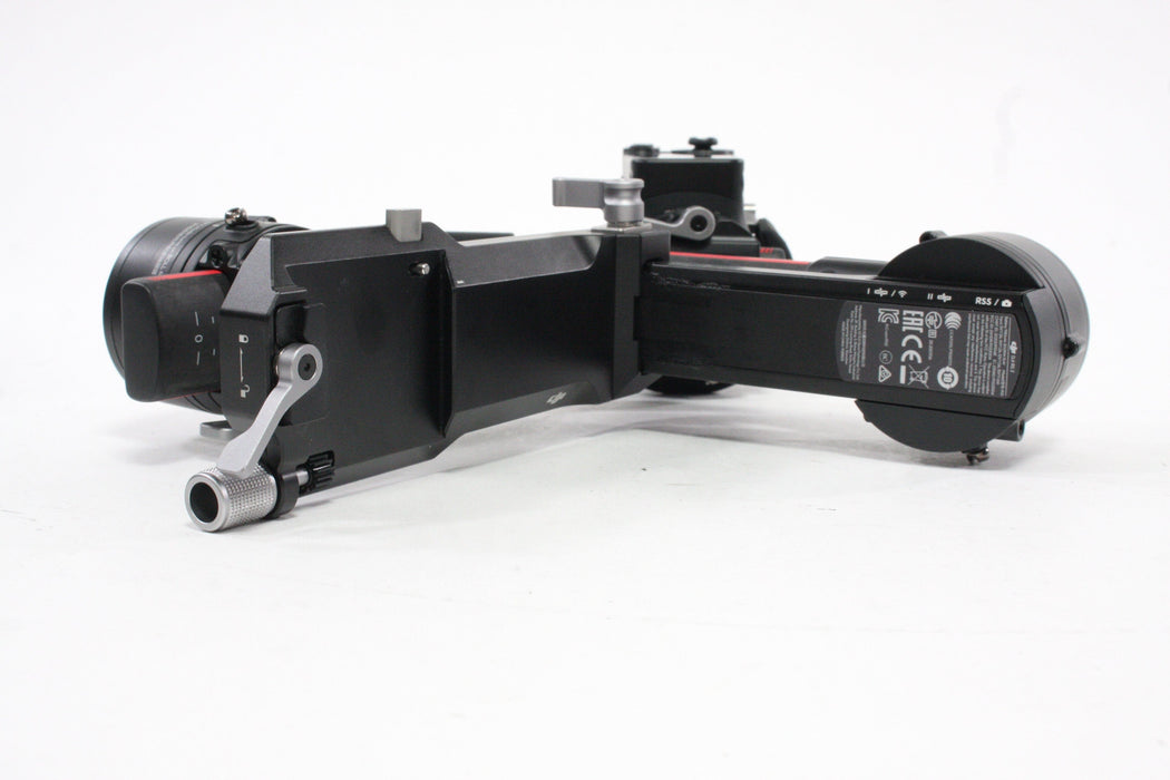 DJI RS 2 PRO COMBO Gimal Stabilizer with (2) SmallRig A01 3027 Handle