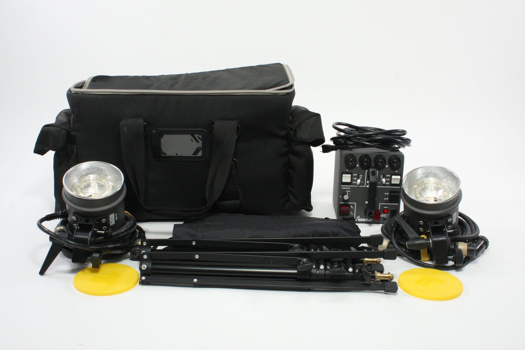 Dynalite 1000 - 2 Strobe Kit with Stands and Umbrellas