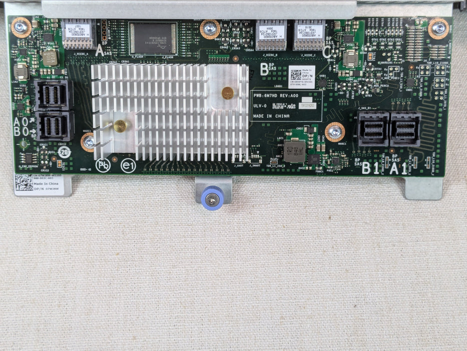 Dell 7WJ8W 24x2.5" Backplane Assembly/Expander Board for PowerEdge R940