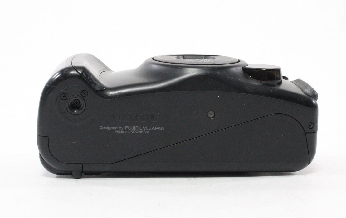 Fuji Discovery 1000 Zoom Date 35mm Camera