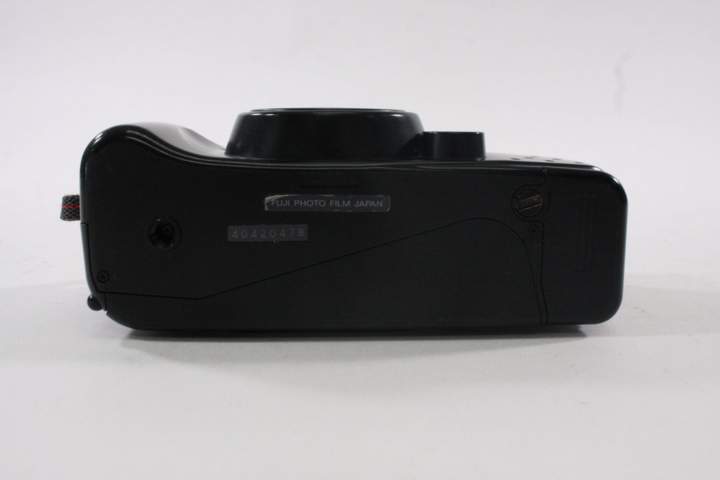 Fuji Discovery 900 Zoom Plus Date 35mm Camera