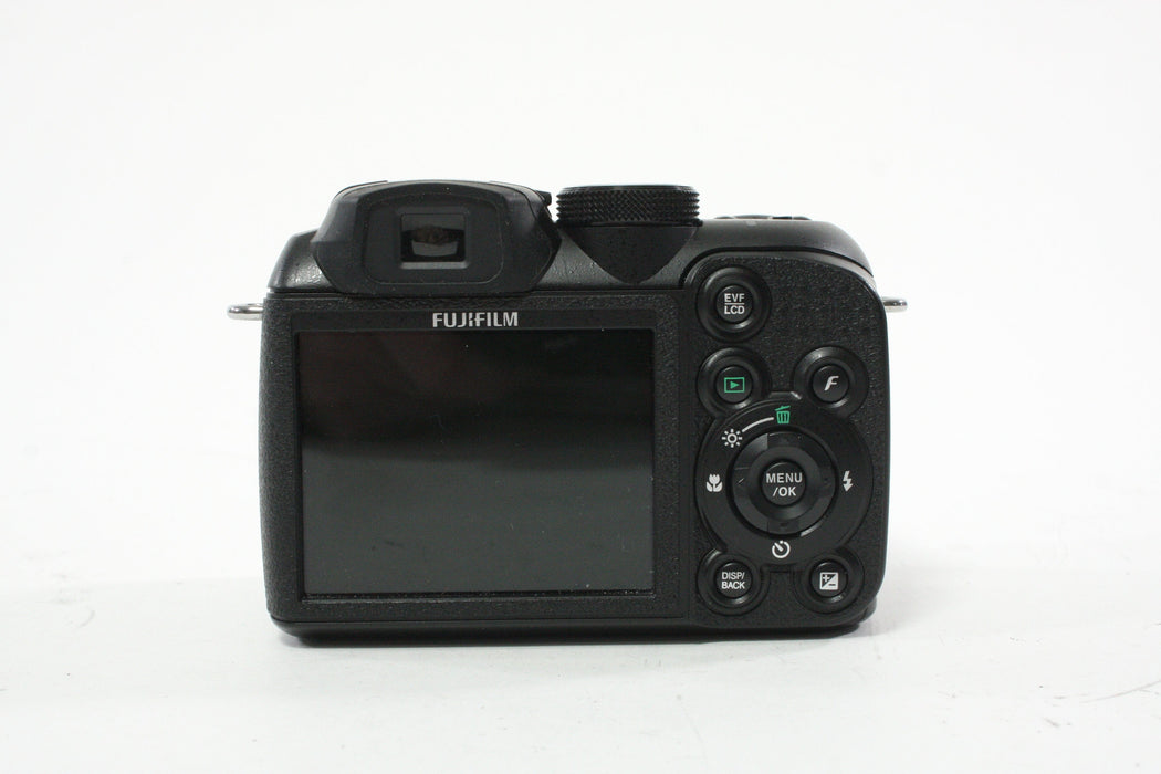 Fuji Finepix S1000 Digital Point-and-Shoot Camera 12x Zoom 10.0mp