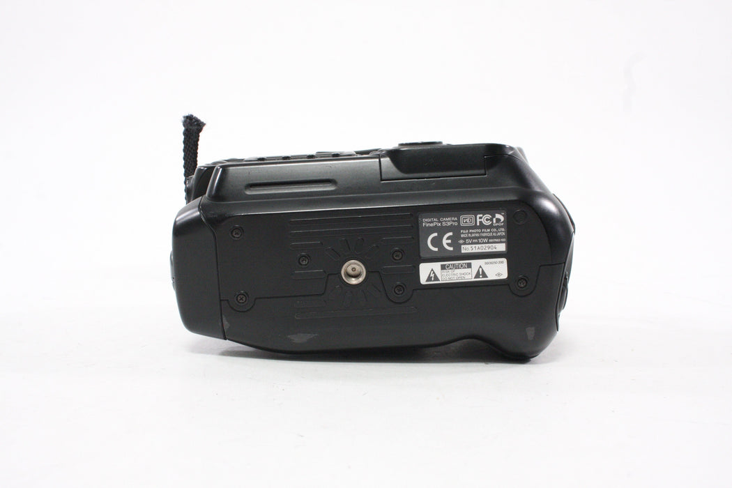 Fuji FinePix S3 Pro DSLR F-Mount Camera Body