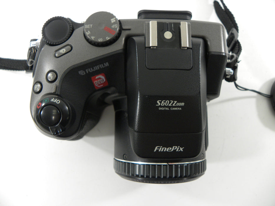 Fuji Finepix S602 Zoom 3.1mp Digital camera