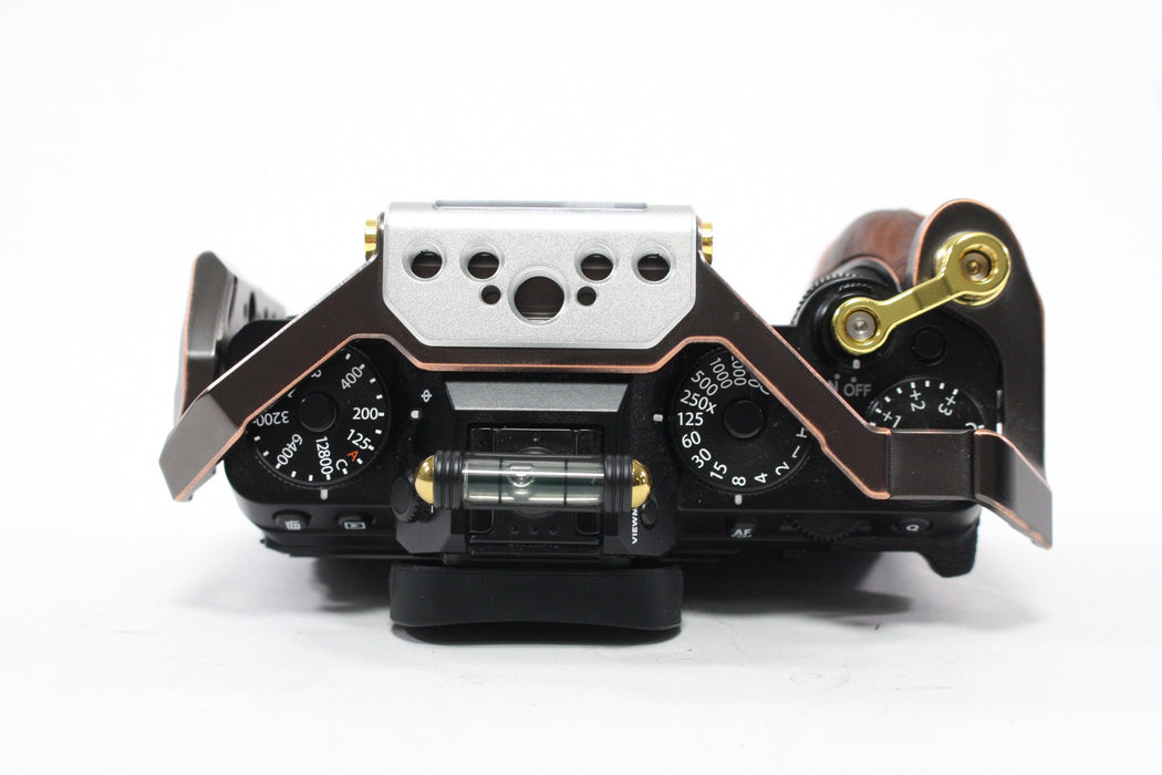Fuji X-T5 Digital Mirrorless Camera Body with Cage  Shutter Count 941
