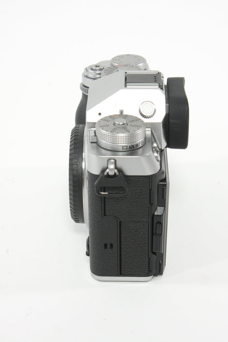 Fuji X-T5 Mirrorless Camera - Shutter Count 1036
