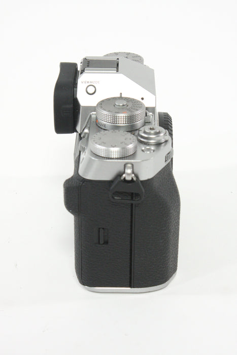 Fuji X-T5 Mirrorless Camera - Shutter Count 1036