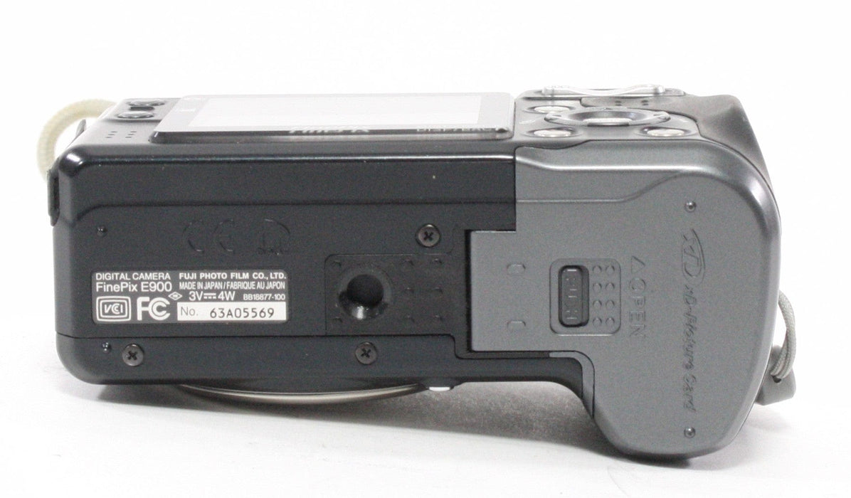 Fujifilm E900 Digital Camera