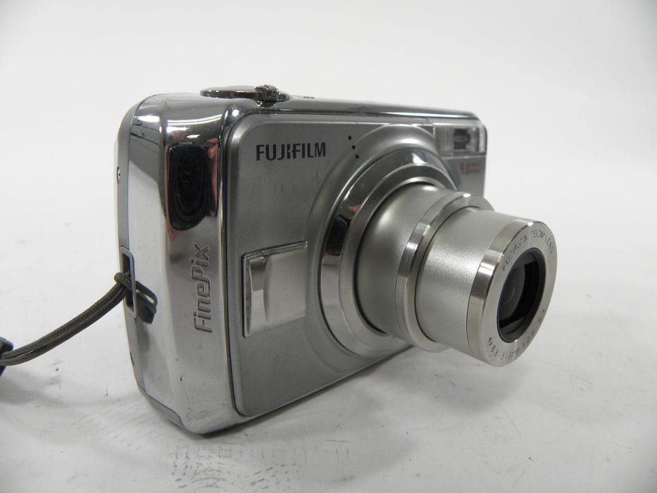 Fujifilm FinePix A900 9.0mp Digital Camera