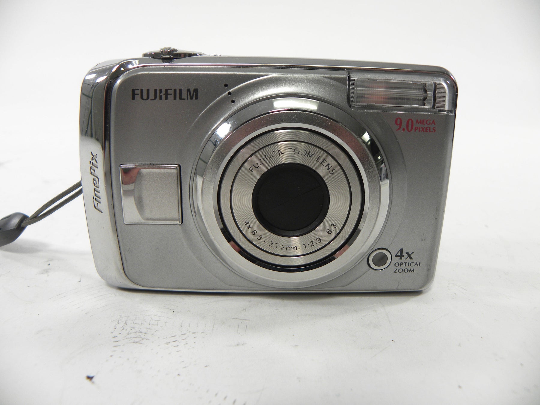 Fujifilm FinePix A900 9.0mp Digital Camera
