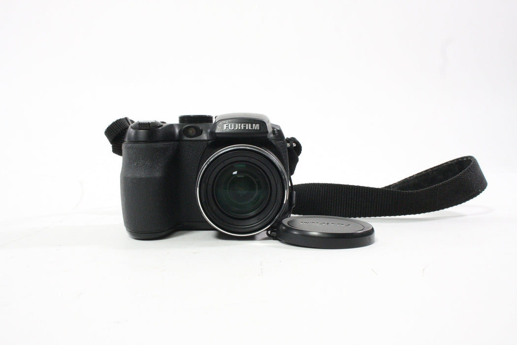 Fujifilm Finepix S1000FD Digital Camera 12x Zoom 10.0mp