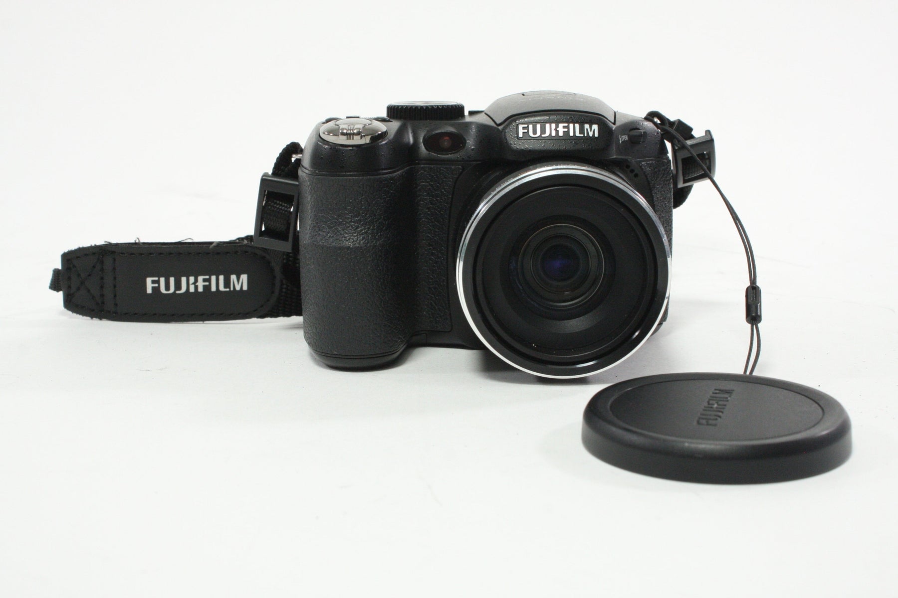Fujifilm FinePix S1800  Digital Camera 18x Zoom 12.2mp