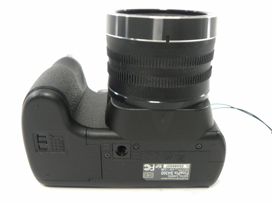 Fujifilm Finepix S4300 14mp Digital camera