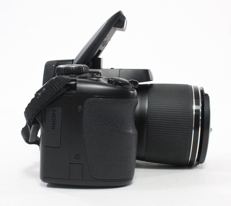 Fujifilm FinePix S8200 Digital Camera (incl case)