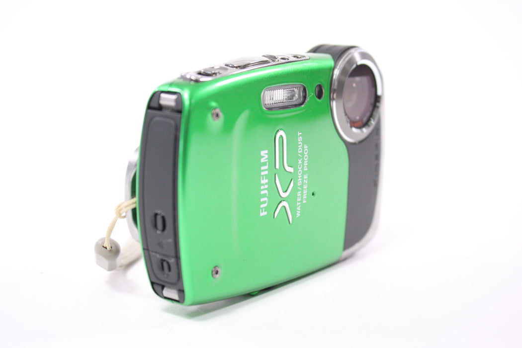 Fujifilm Finepix XP20 Digital Point and Shoot Camera 5x Zoom 14.2mp (Green)