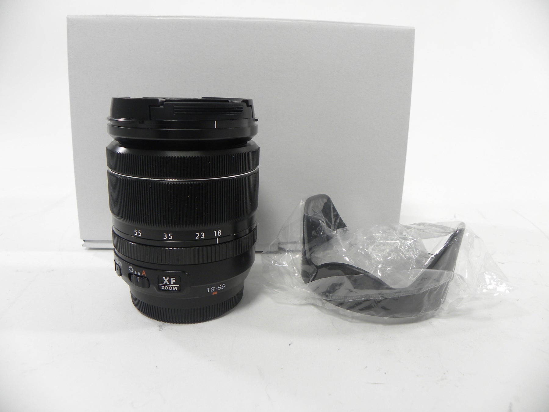 Fujifilm Fujinon Super EBC XF 18-55mm f2.8-4 RL M OIS lens