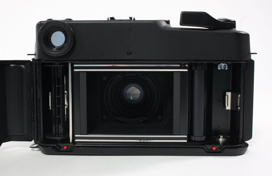 Fujifilm GW680 III Medium Format Rangefinder Camera with 204 Film Count