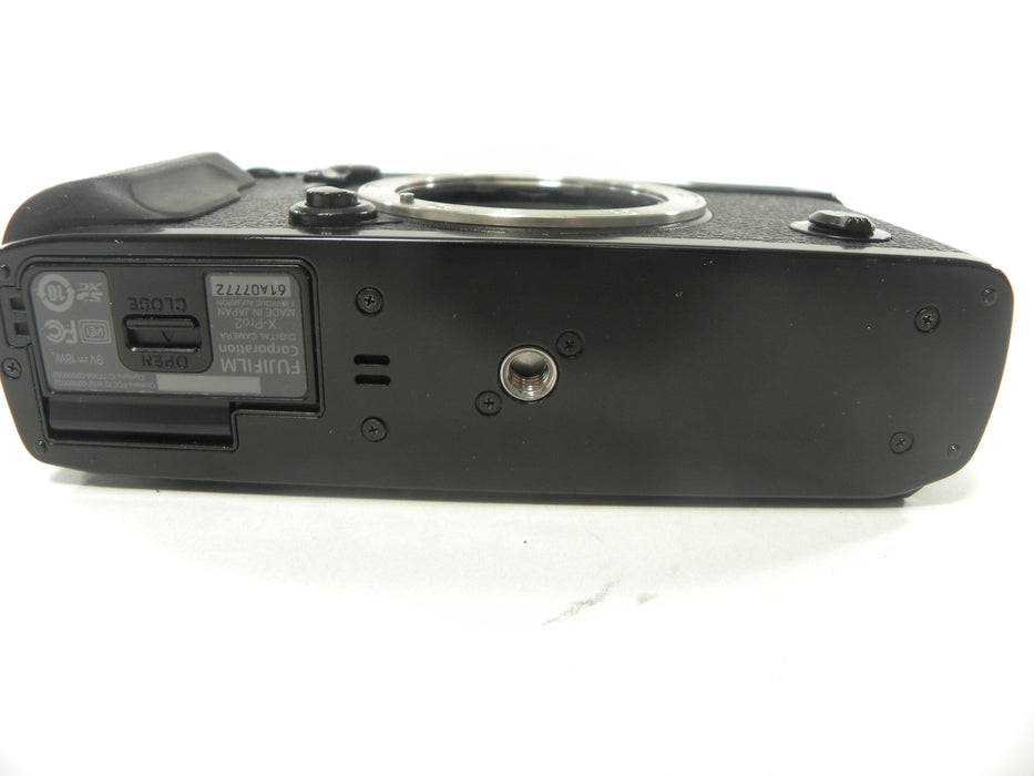 Fujifilm X-Pro 2 24.3mp Digital Mirrorless Camera Body Only S/C 30