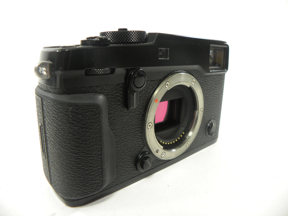 Fujifilm X-Pro 2 24.3mp Digital Mirrorless Camera Body Only S/C 30
