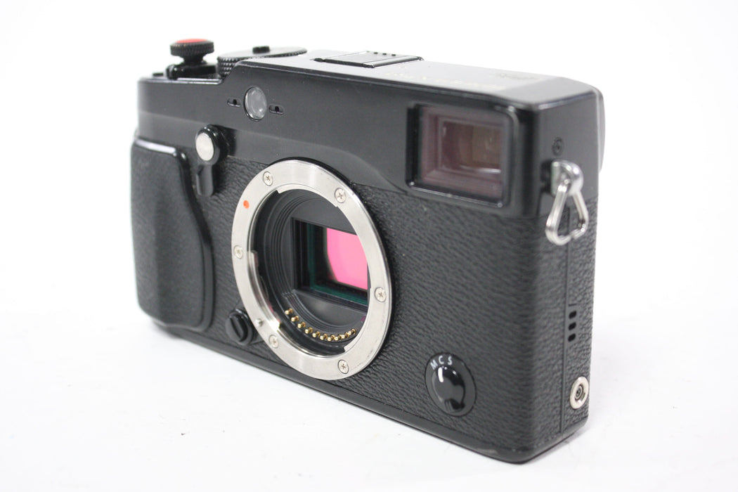 Fujifilm X-Pro1 Digital Mirrorless Camera (Please Read)