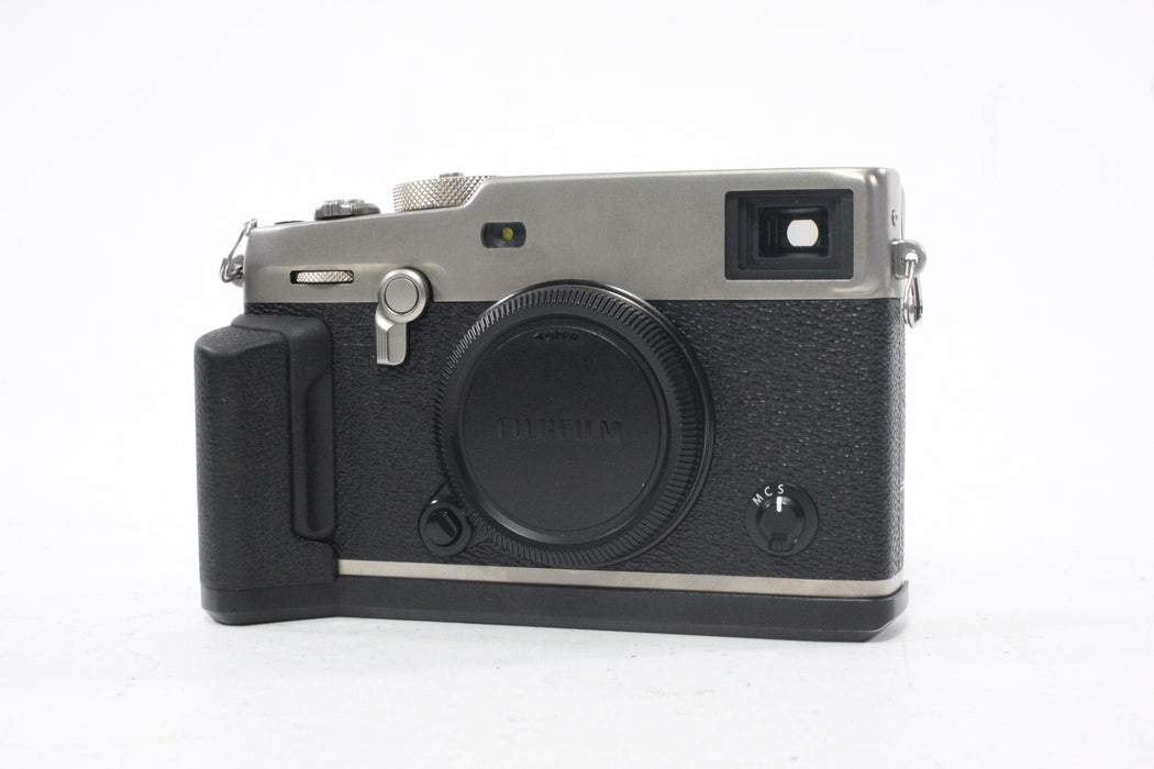 Fujifilm X-Pro3 Mirrorless Digital Camera with Titanium Grip Extender Shutter Count 1197