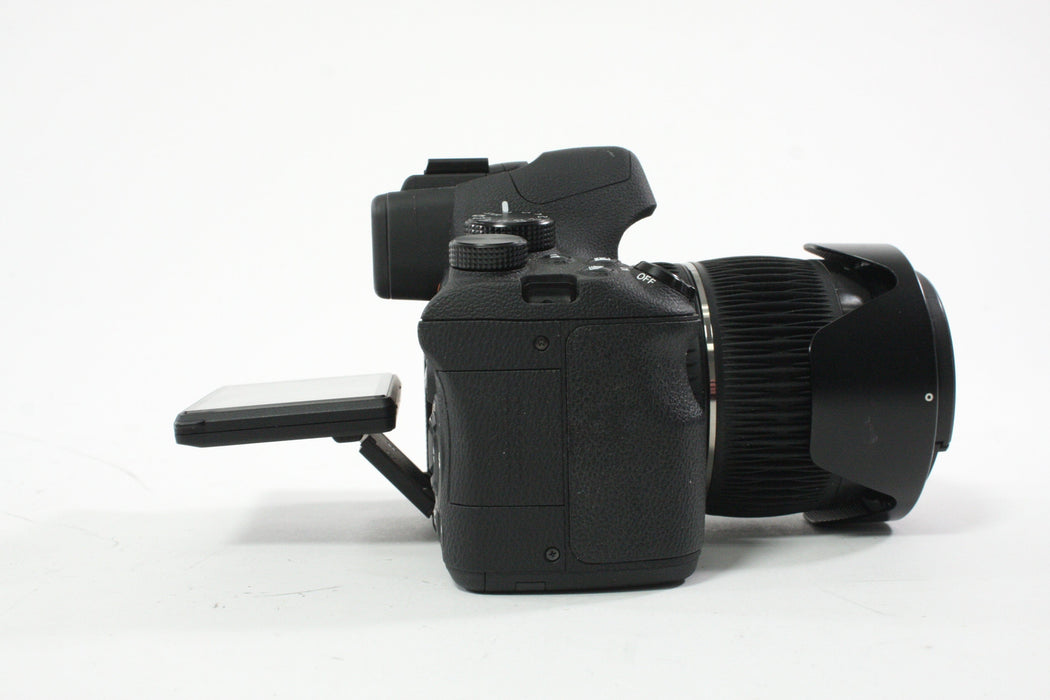 Fujifilm X-S1 Digital Camera with Super EBC 26x Zoom Lens 12.0mp