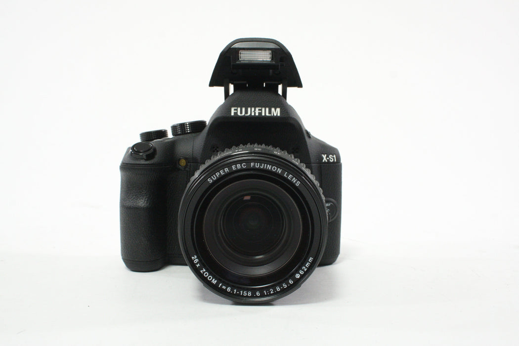 Fujifilm X-S1 Digital Camera with Super EBC 26x Zoom Lens 12.0mp