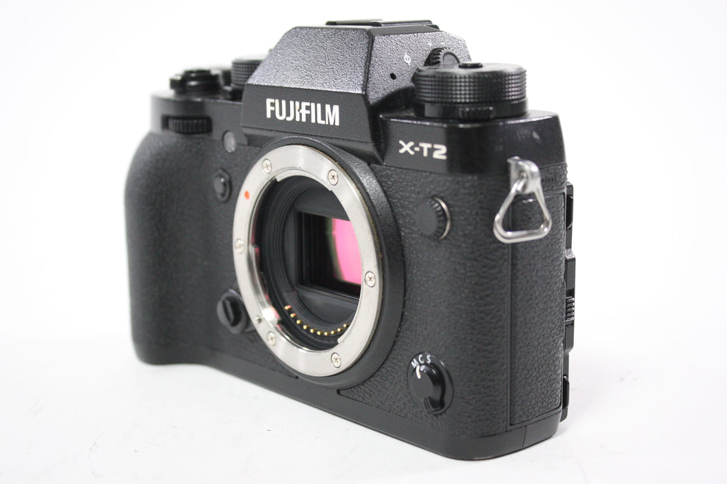 Fujifolm X-T2 Digital Mirrorless Camera with 18-55mm f/2.8-4 Super EBC XF Lens