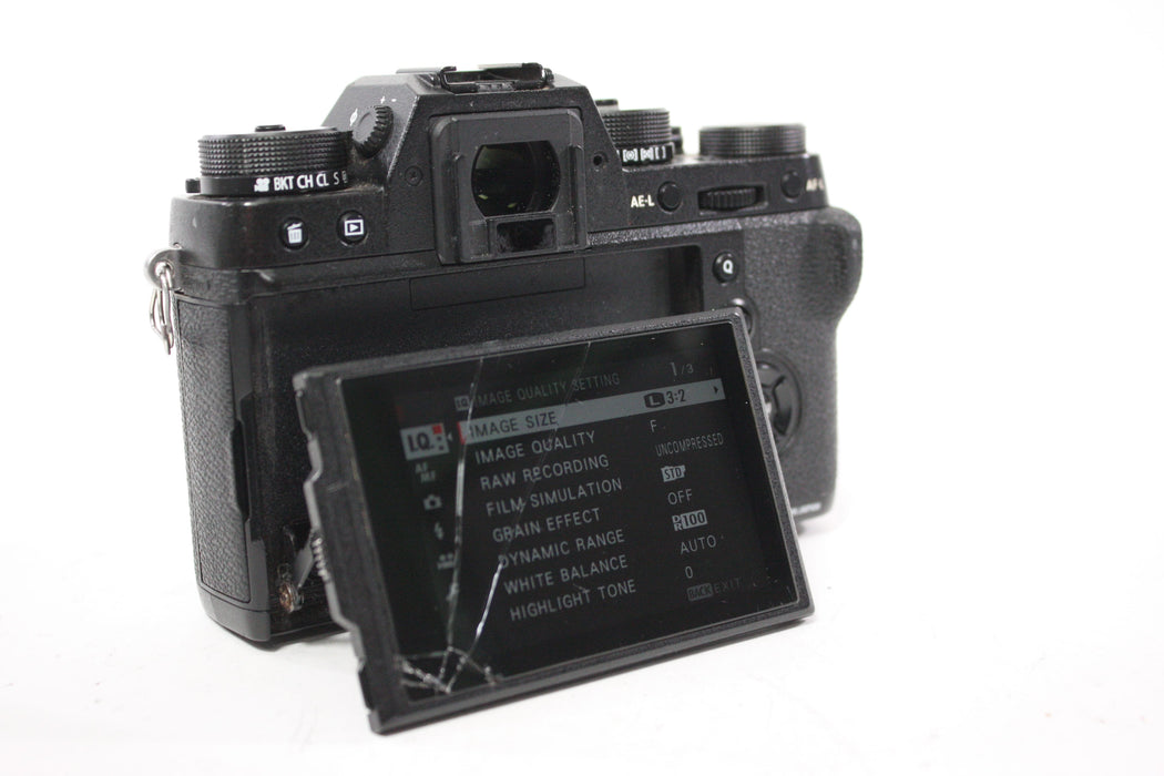 Fujifolm X-T2 Digital Mirrorless Camera with 18-55mm f/2.8-4 Super EBC XF Lens